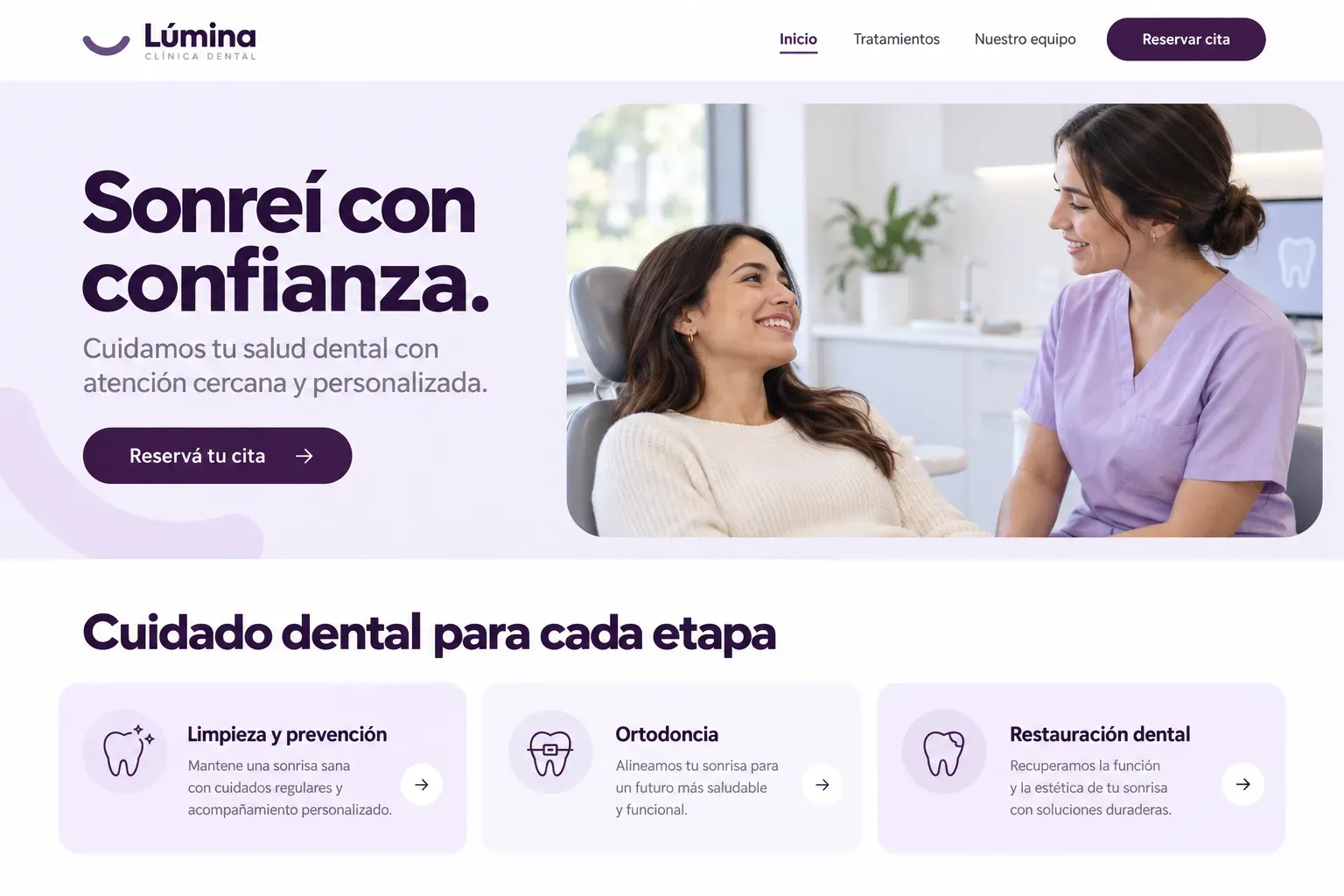 Ejemplo de página web moderna para clínica dental en tonos violeta, con paciente en consulta